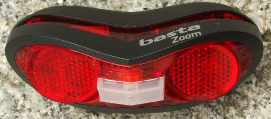 Задний фонарь Basta Zoom на аккумуляторах, вид сверху