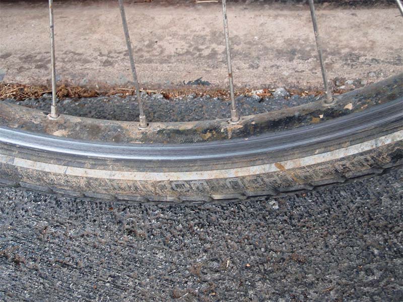 Покрышки Schwalbe Marathon Mondial после продолжительной покатушки по бездорожью