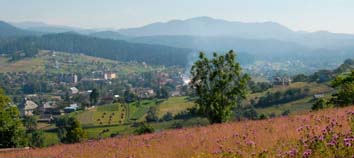 Горы Карпаты в Микуличине